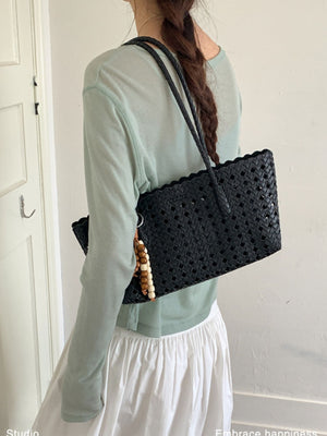 PU Leather Imported Size & shoulder bag in Green with boxy silhouette