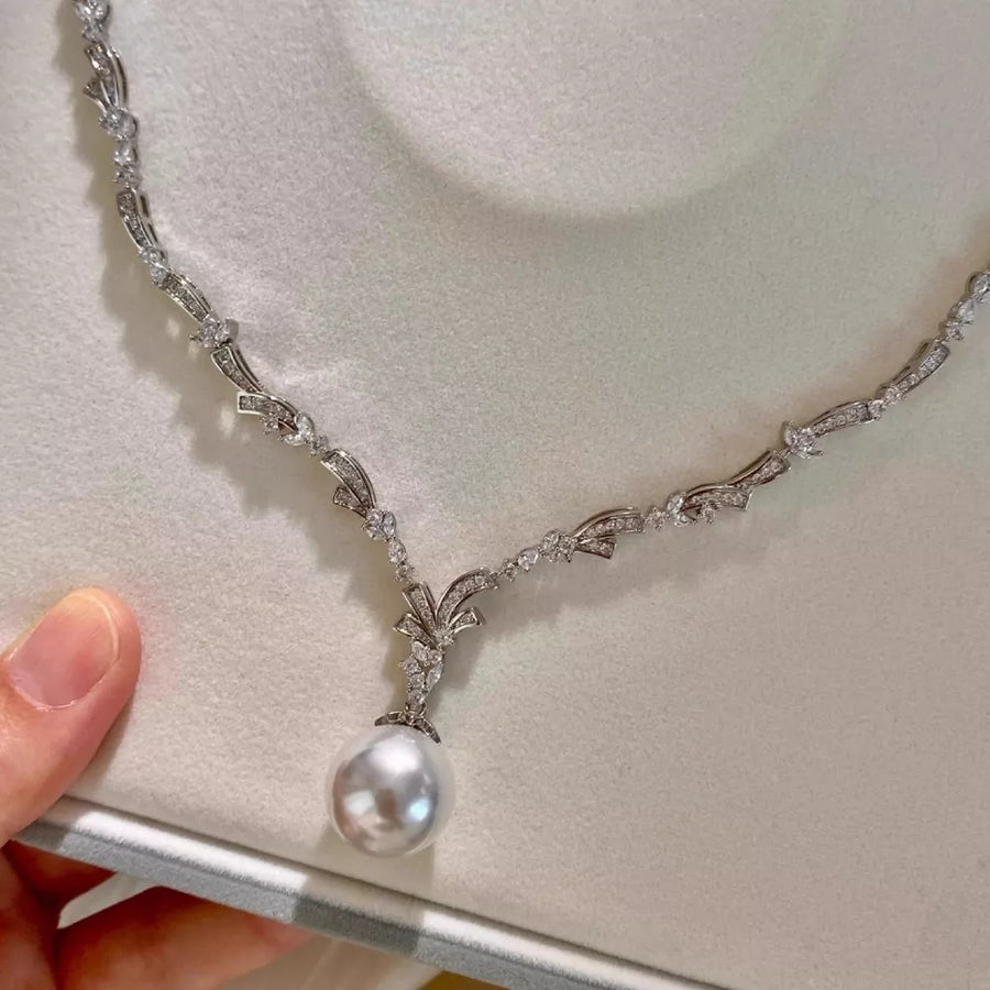 Synthetic Pearl,Alloy,Zircon Care instructions: Avoid wearing during exercise, a necklace in white with straight silhouette