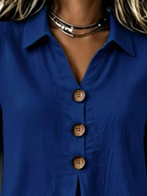 classic blouse in Pink with collared