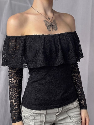 Black off-shoulder top with cropped and pullover