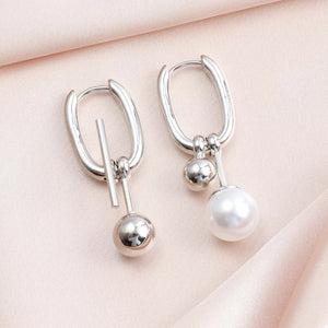 classic earrings in silver with N/A