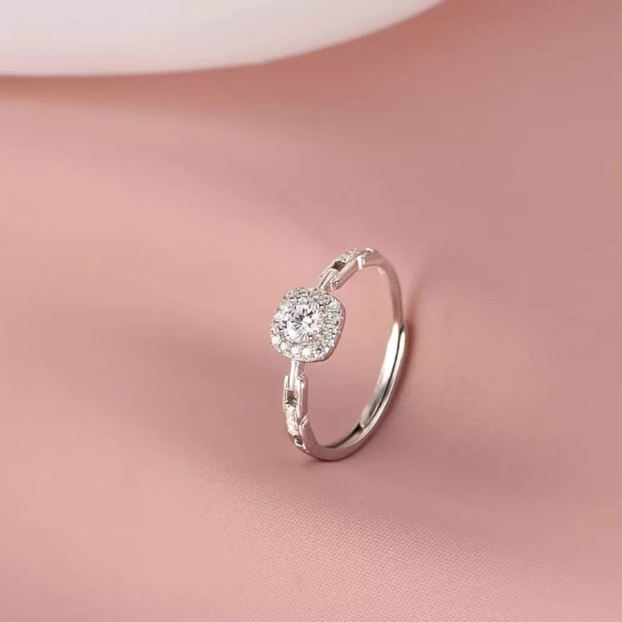 925 Sterling Silver Zircon Ring in silver with zircon stone