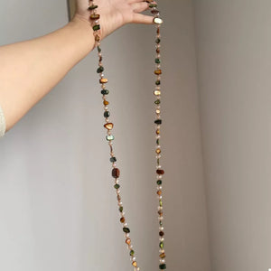 Glass,Shell Care instructions: While wearing the pearl jewelry, avoid exposure t necklace in amber with straight silhouette