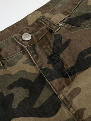 cargo pants featuring camo in dark green with 95%polyester,5%spandex Care instructions: Machine wash cold texture