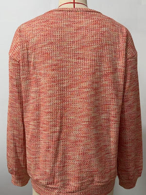 pullover sweater in navy blue with waffle-knit and hip-length