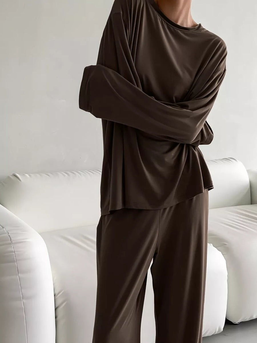 minimalist pajama set in Gray with round neck