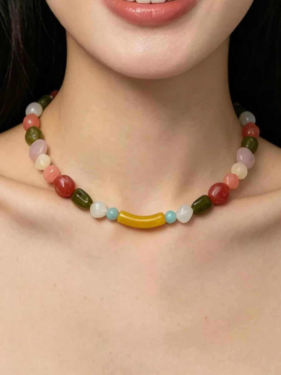 choker in light pink with color-block and beaded