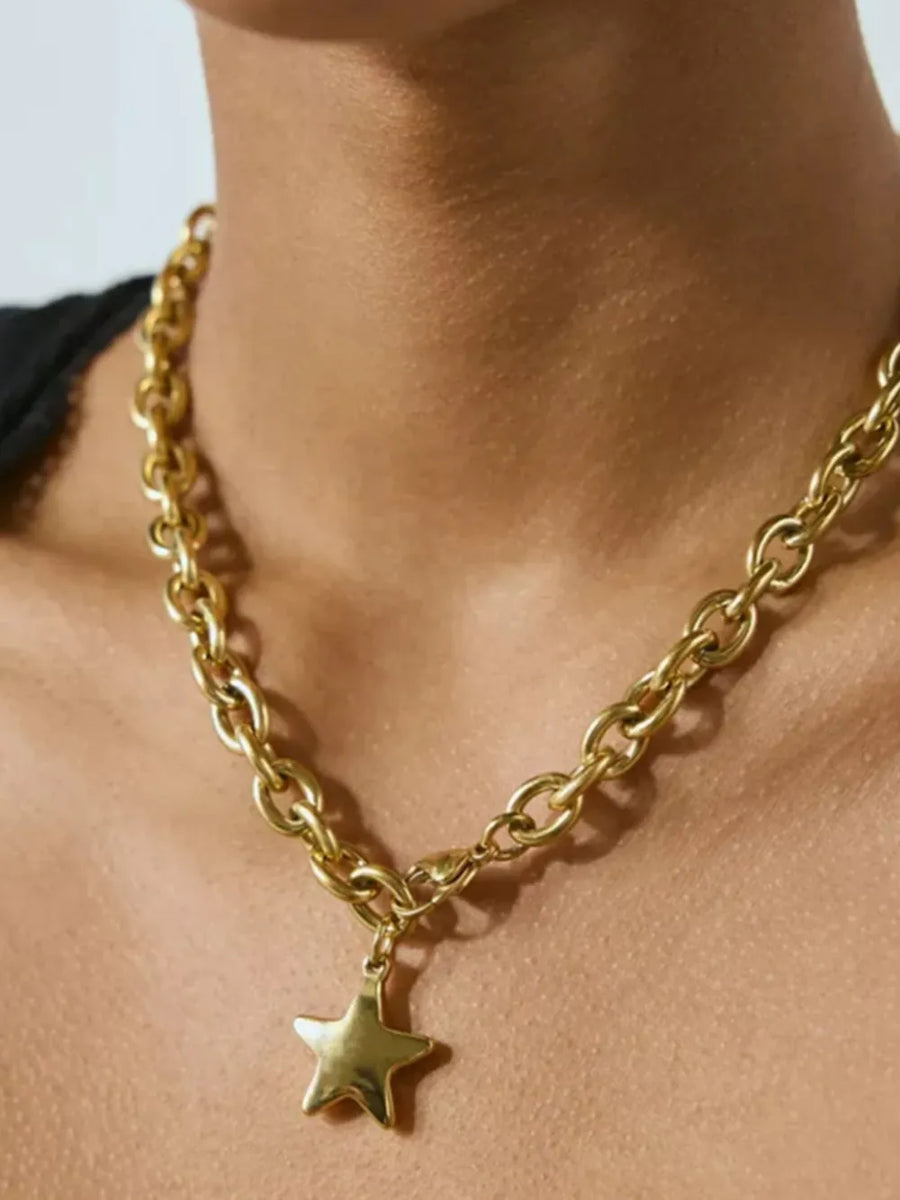 18K Gold-Plated,Stainless Steel Care instructions: Avoid wearing during exercise necklace in Gold with straight silhouette