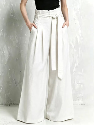 wide-leg pants in Gray with pocketed and full-length