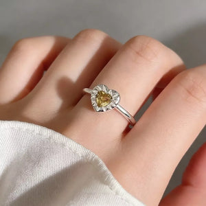 ring in silver featuring heart-shaped stone and fitted fit