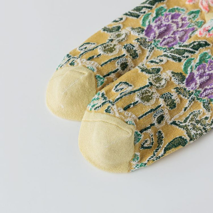 Khakis socks featuring jacquard knit and floral