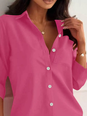 classic button-down shirt in Green with collared