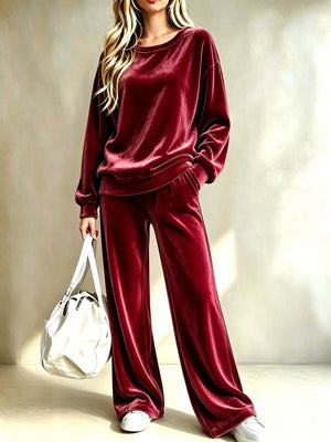 White relaxed lounge set with crew neck