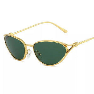 glam sunglasses in Black with null