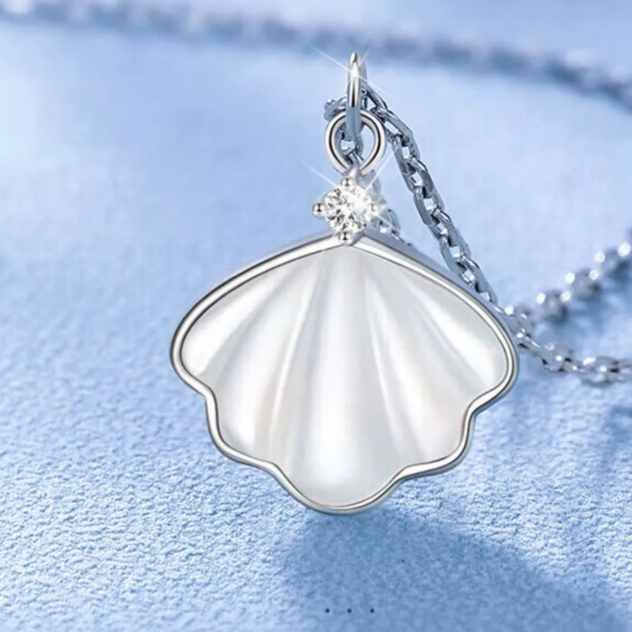 925 sterling silver,Zircon Care instructions: Avoid wearing during exercise, as necklace in Silver with straight silhouette