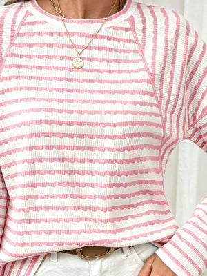 Pink t-shirt with pullover and striped