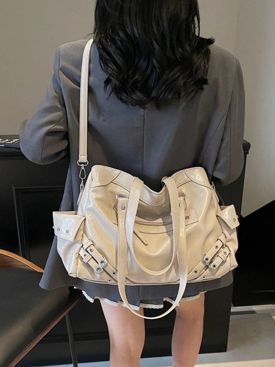 handbag in White