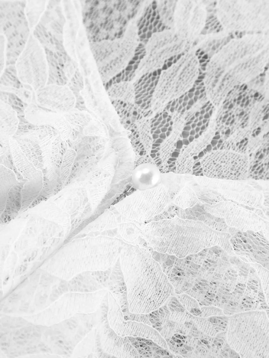 blouse in White
