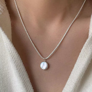 925 Sterling Silver Pearl Necklace in Silver with pearl pendant
