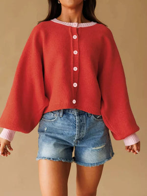 Brown cardigan with buttoned and long sleeve