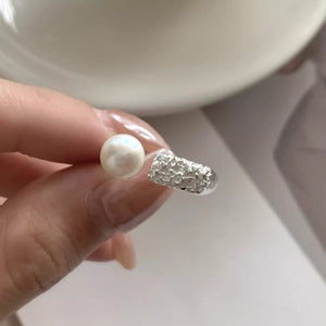 silver ring with not applicable and open