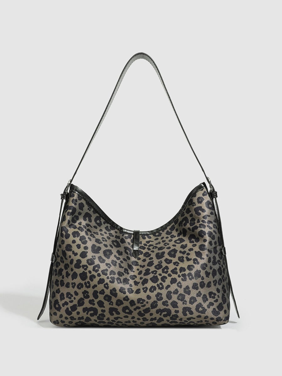 shoulder bag in Leopard Print with leopard-print and shoulder strap