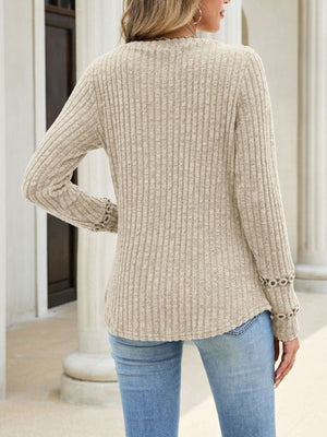 classic v-neck sweater in Purple with v-neck