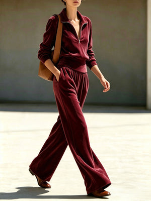 sweatshirt and wide-leg pants set in Black with pocketed and hip-length, full-length