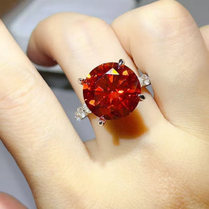 925 sterling silver,Moissanite Carat weight: 10ct Care instructions: Avoid weari ring in Red with fitted silhouette