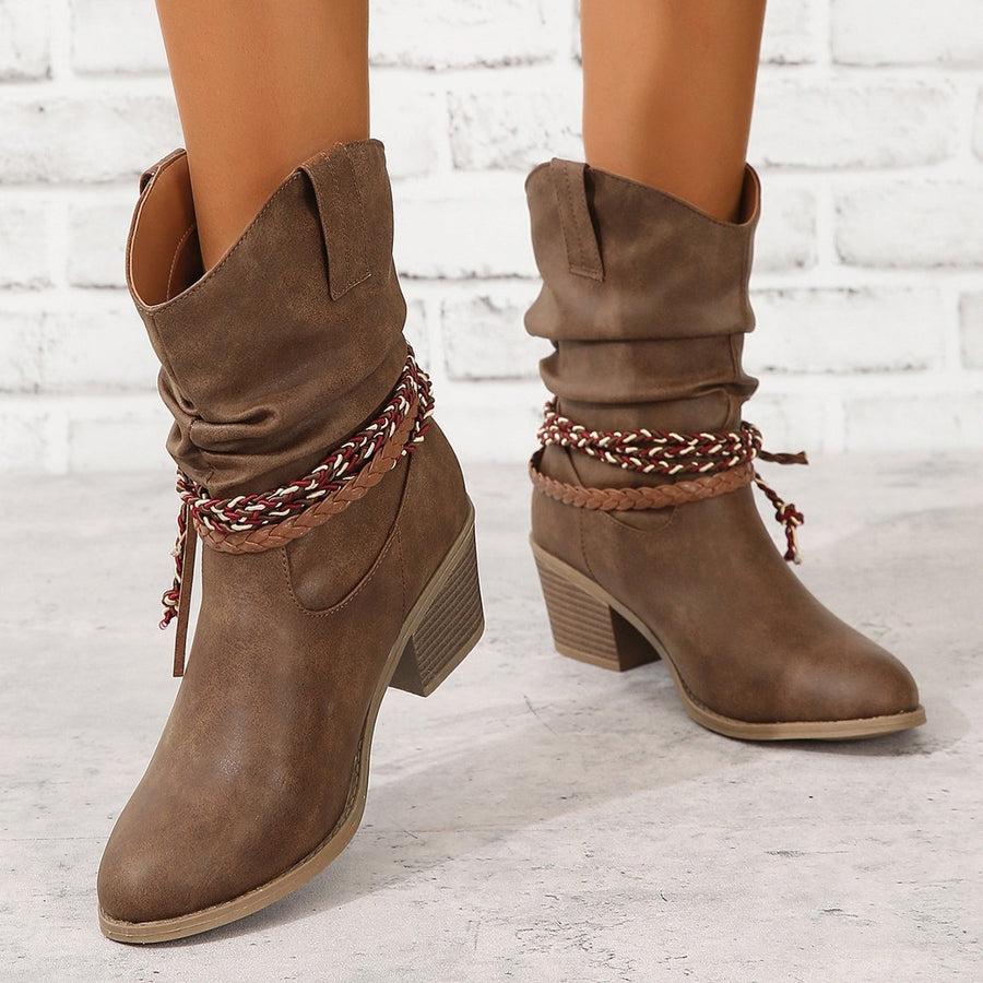 Beige boots with ankle-length and pull-on