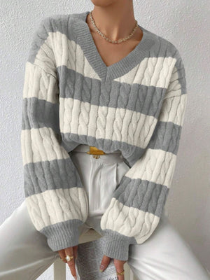 v-neck sweater in Black Plus Royal Blue with cable-knit and hip-length