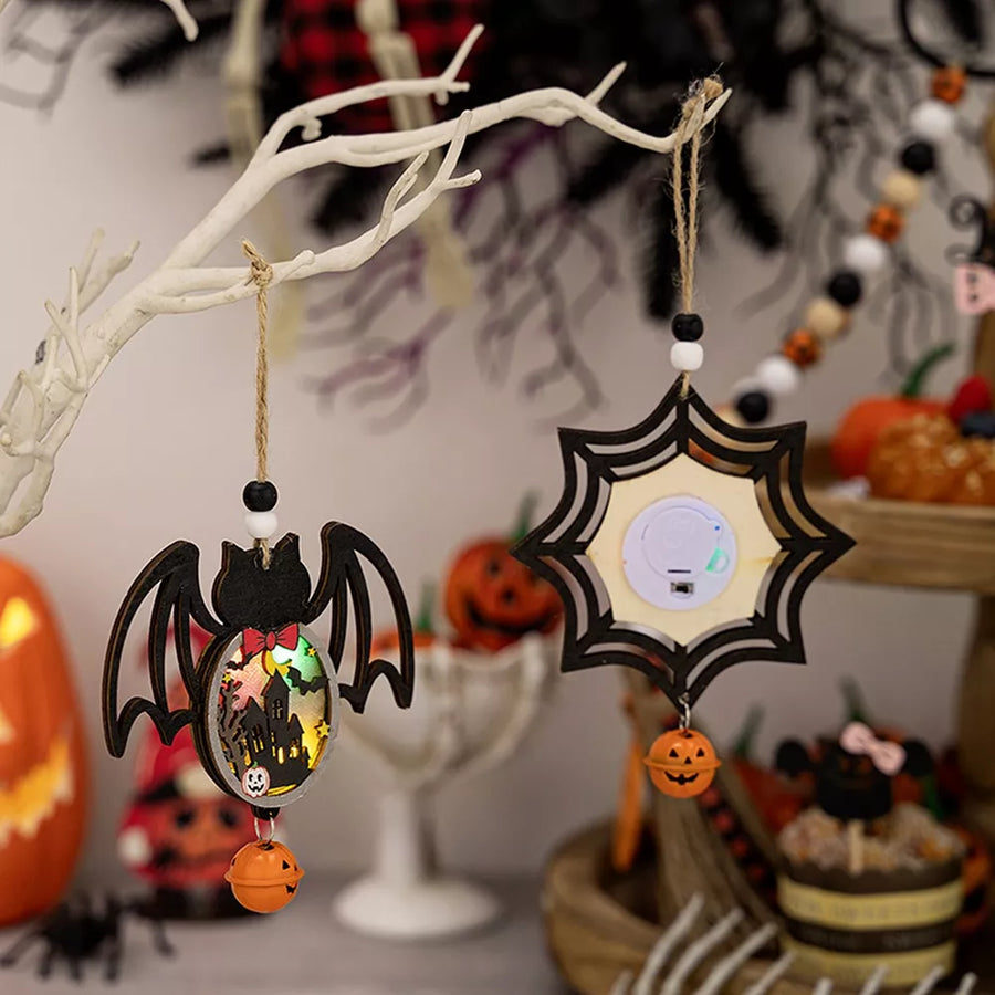 Halloween Led Lighted Wooden Hanging Ornaments Set in black with LED lights