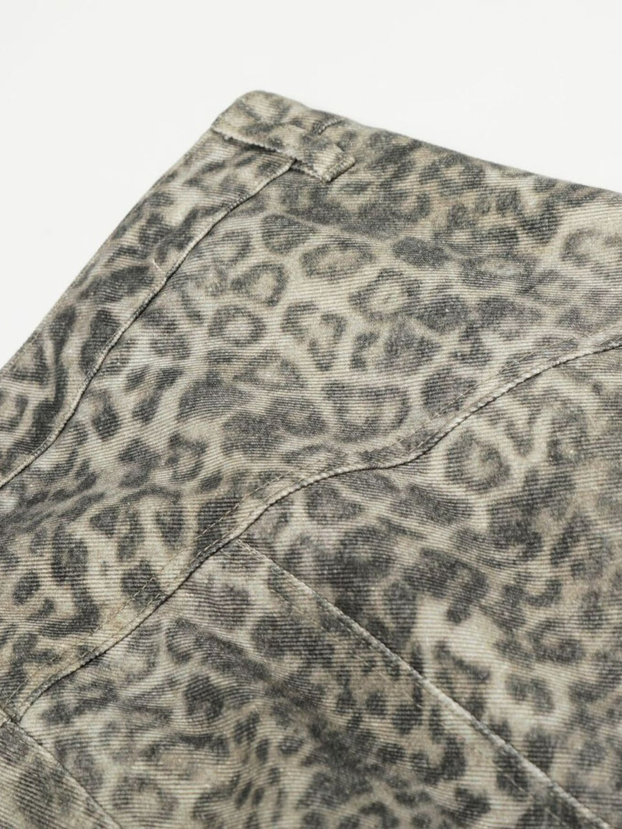 wide-leg pants in charcoal with buttoned and full-length