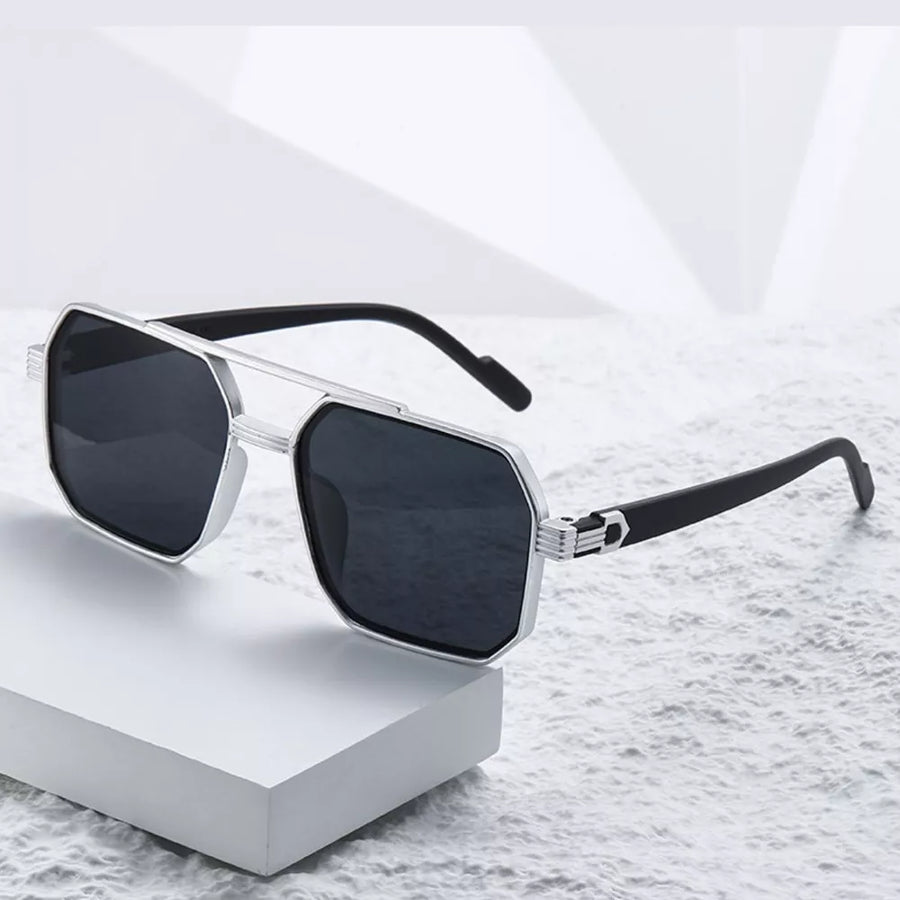 sunglasses in silver with geometric and UV protection