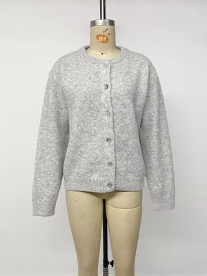 Gray/white cardigan with stretch and long sleeve