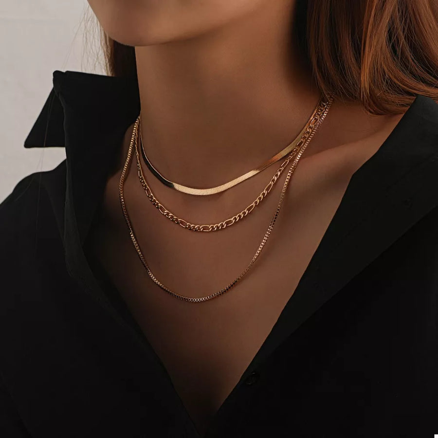 18K Gold-Plated,Iron Care instructions: Avoid wearing during exercise, as sweat necklace in Gold with straight silhouette
