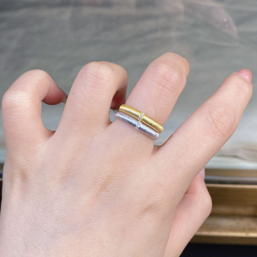 ring in gold