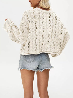 Khaki pullover sweater with cropped and half-button