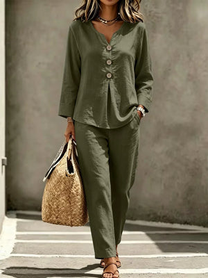 minimalist matching set in Black with v-neck