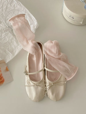 socks in Grey with sheer and crew length