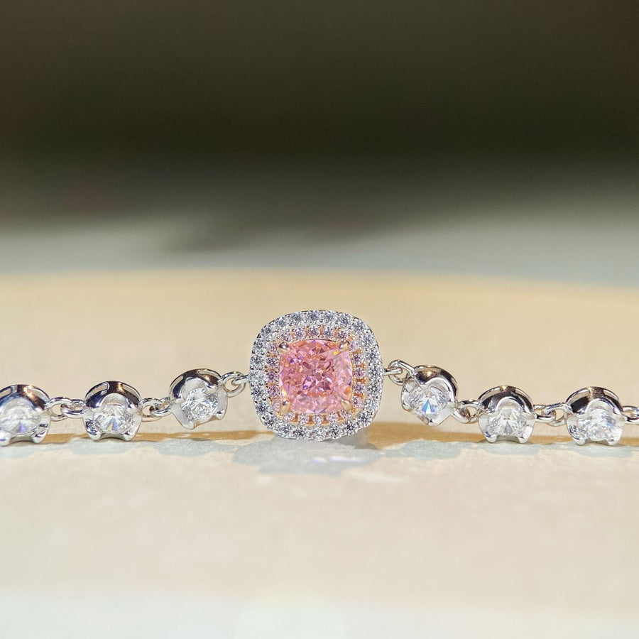 Halo 925 Sterling Silver Zircon Necklace in silver with zircon stones