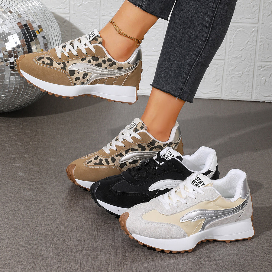 sneakers in tan featuring round toe and regular fit