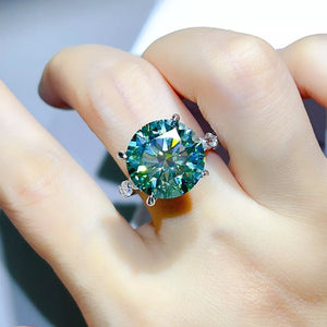 glam ring in silver with n/a