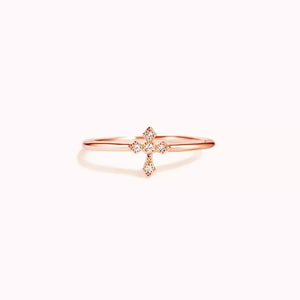 Silver ring with cross motif and n/a