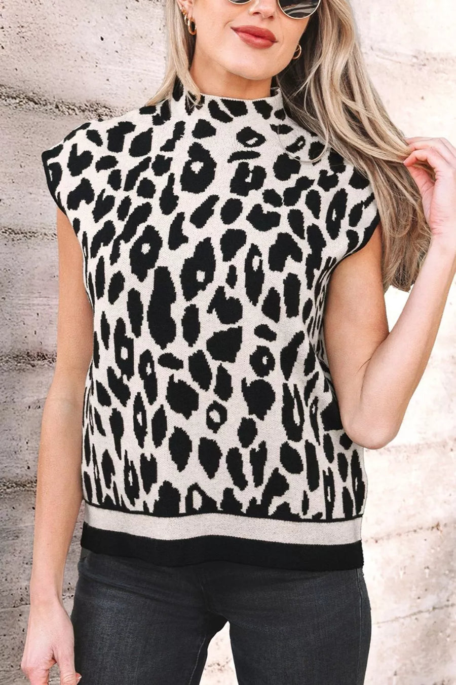 classic mock neck sweater in Black with mock neck