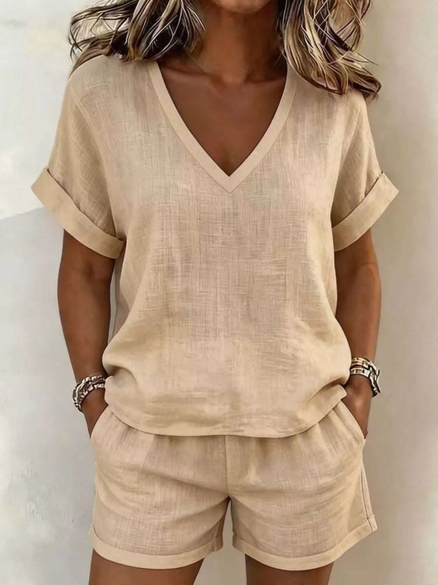 coastal lounge set in White with v-neck