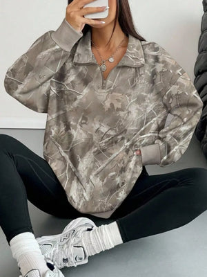 athleisure sweatshirt in Light Gray with collared