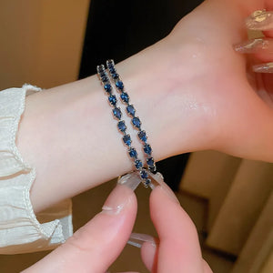 bracelet in Dark Green with adjustable and adjustable