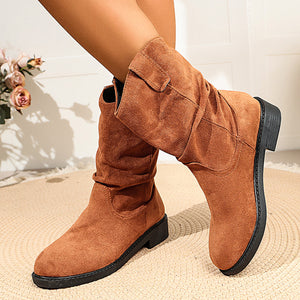 Khaki boots with mid-calf and pull-on
