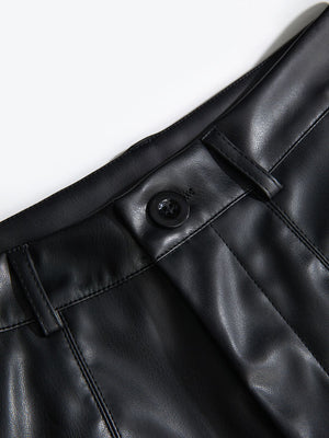 Black vegan leather bermuda shorts with button closure detail